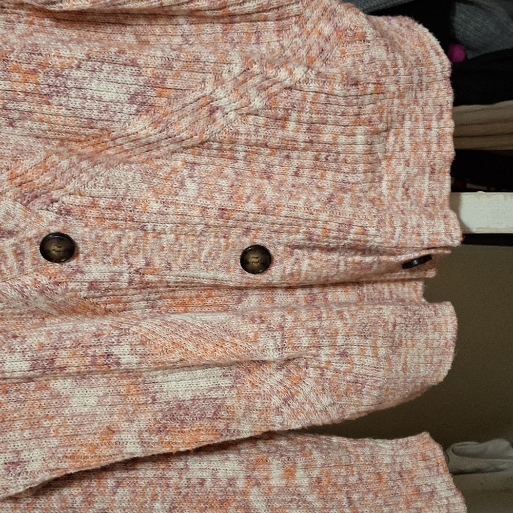 Pink sweater - Picture 3 of 3